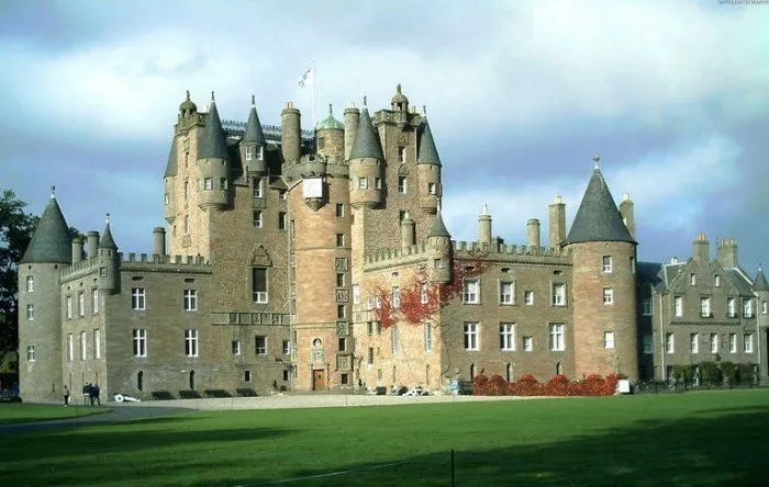 1274771996_castle_044.jpg